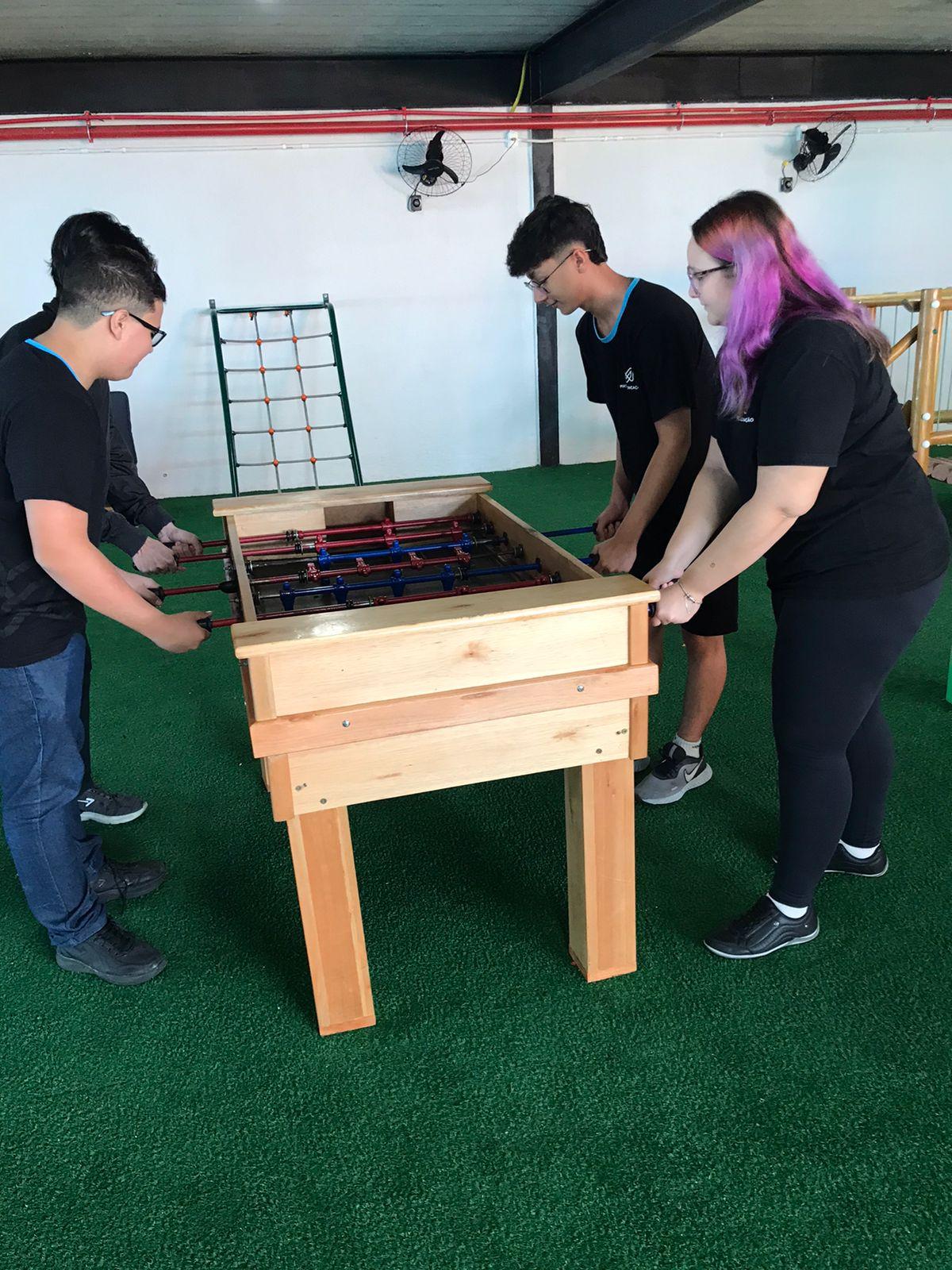 Recreio sem celular: mais interação, jogos e convivência entre os alunos